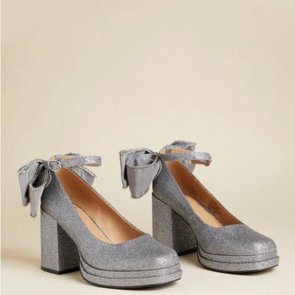 Torrid X Betsy Johnson Limited Edition Optional Ankle Strap Block Platform Heels